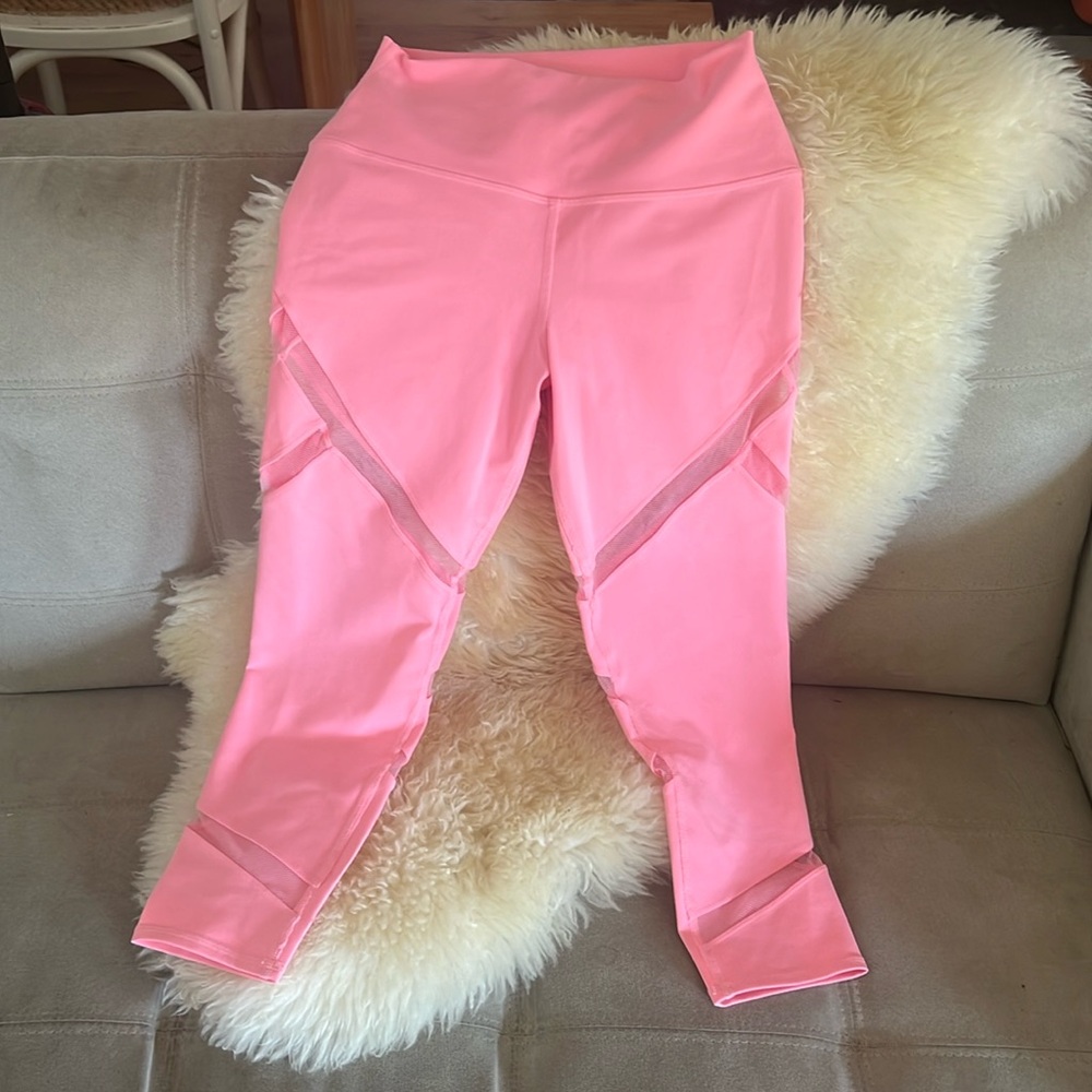 Alo Yoga Cropped Leggings